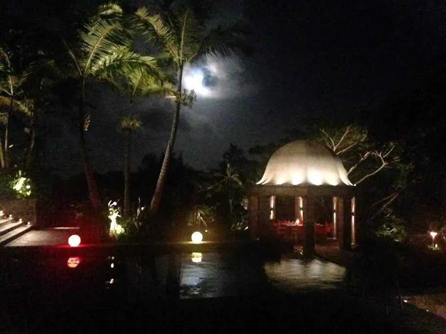 Oceanfront 3Br-3Bath Villa Spectacular Views Pool Cliftons