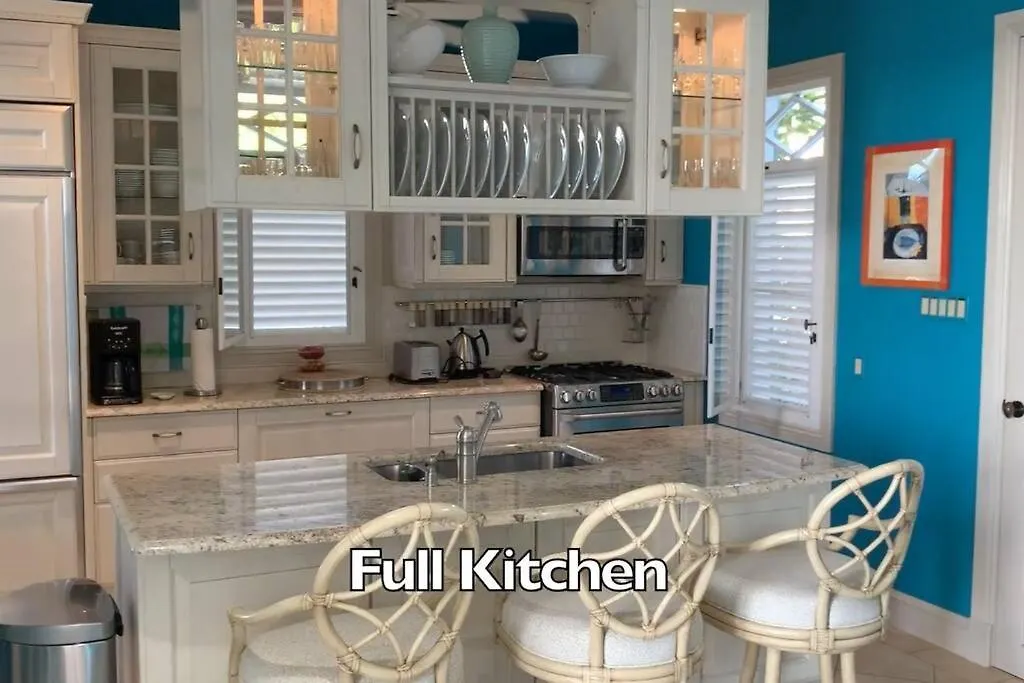Oceanfront 3Br-3Bath Villa Spectacular Views Pool Cliftons Апартаменты