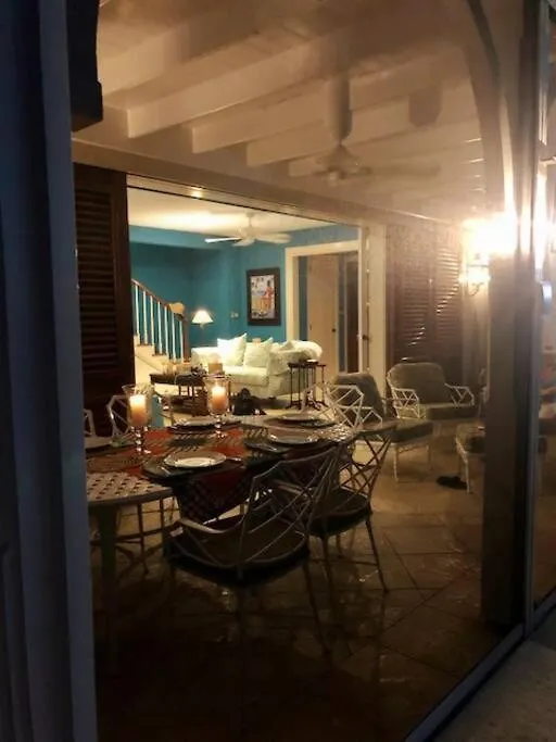Oceanfront 3Br-3Bath Villa Spectacular Views Pool Cliftons