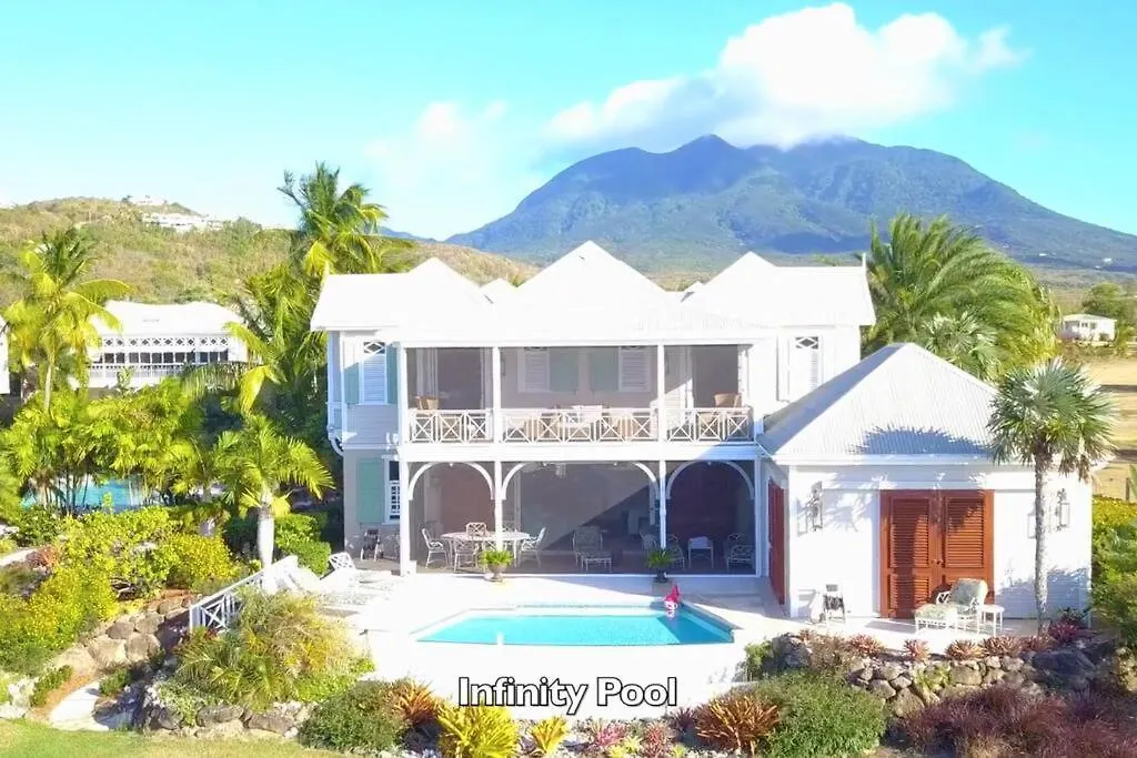Oceanfront 3Br-3Bath Villa Spectacular Views Pool Cliftons Апартаменты